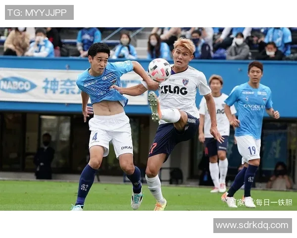 湘南海洋与沙岩的激烈对决展现足球魅力与团队精神的巅峰之战