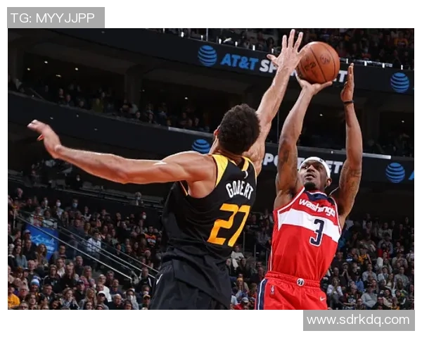 贾雷斯沃克的篮球之路与未来展望：从新秀到明星的成长历程